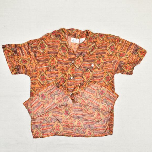 Kithie Lee Women's Button Up Top Short Sleeve Geometric Silk Multicolor Size M - Picture 2 of 8